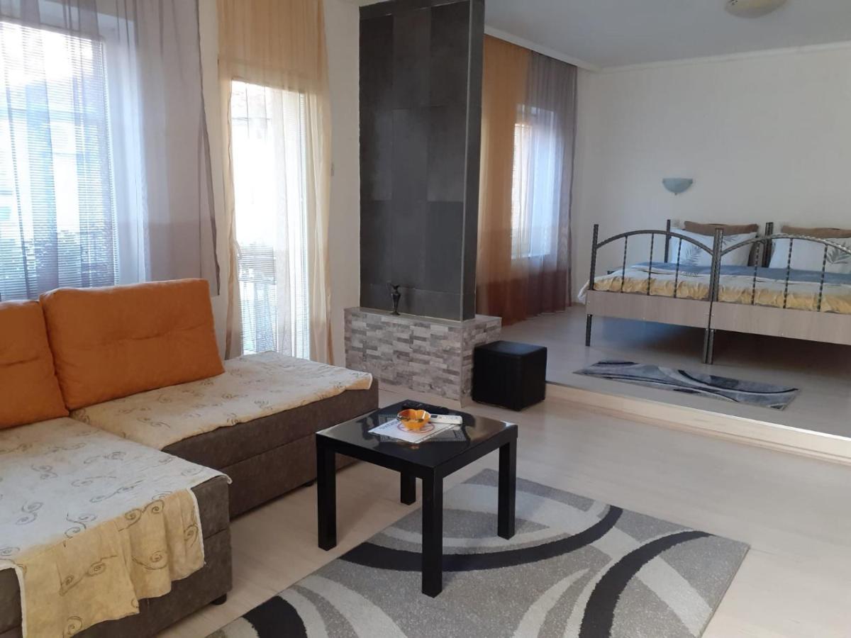 Alex Apartments Krusevo Luaran gambar